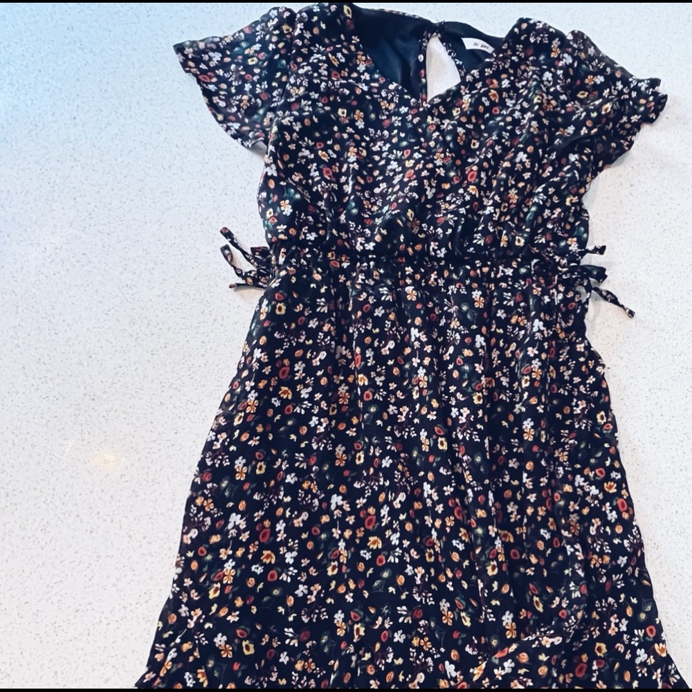 Cute Floral dress!
